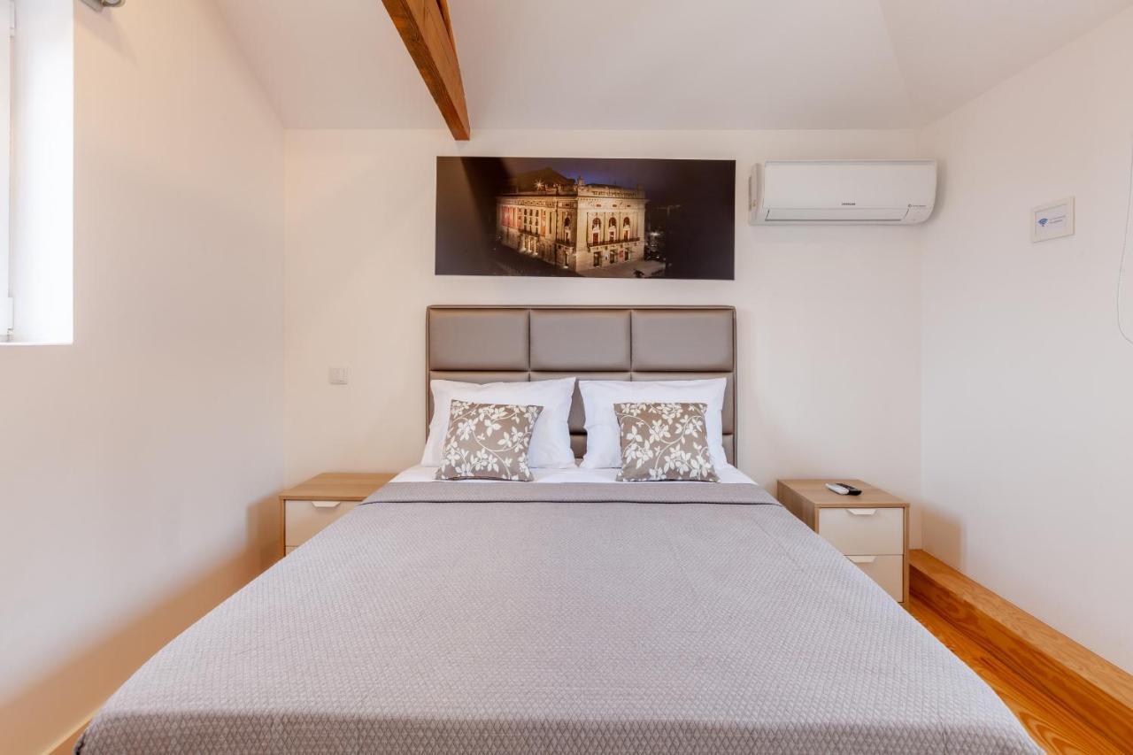 Villa Apartments & Suites Porto Luaran gambar